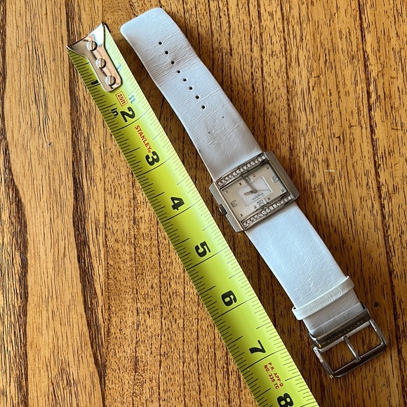 Kenneth Cole Big & Chunky Watch - Picture 10 of 14